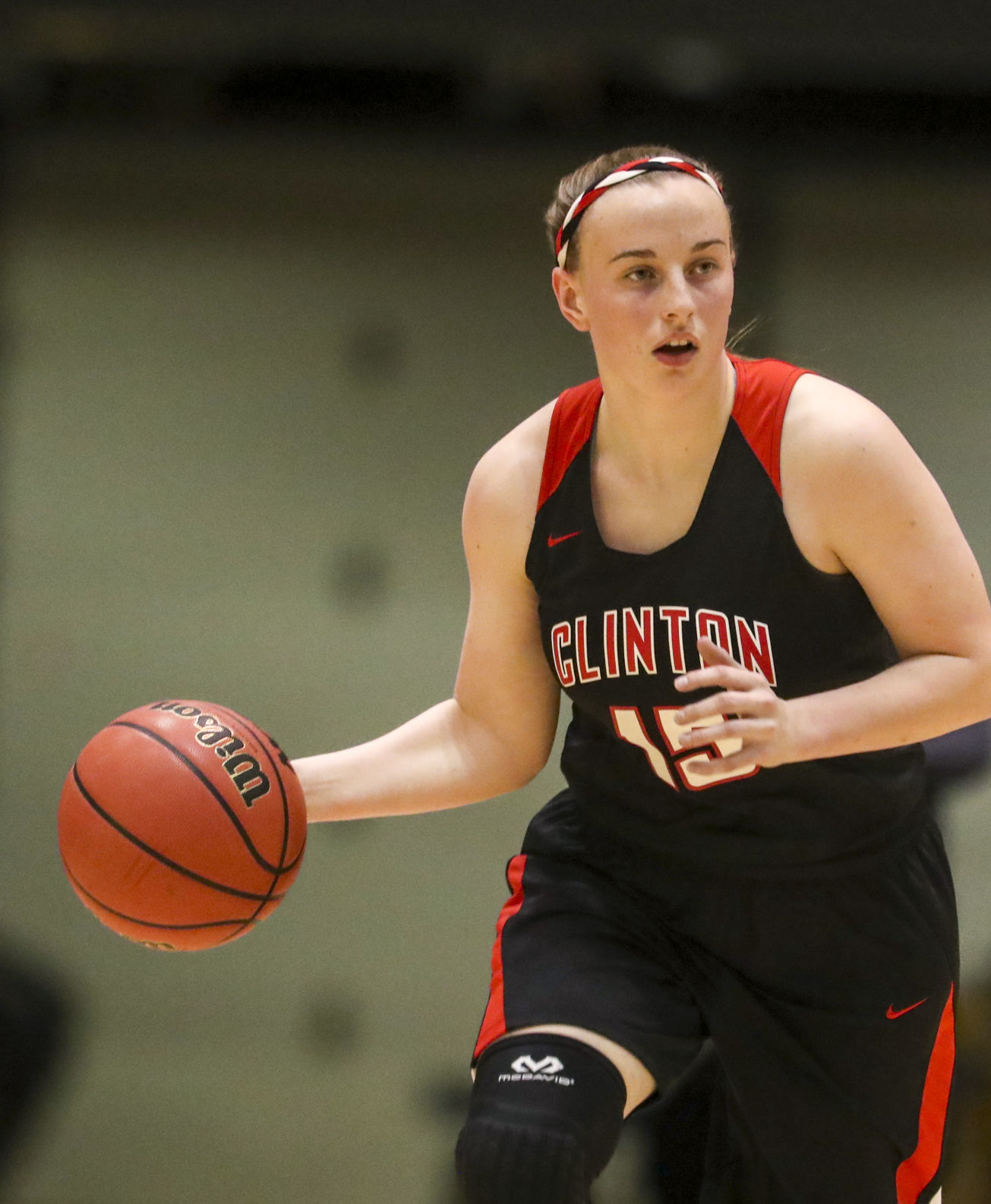 031819-qct-spt-seniorhoops-g013